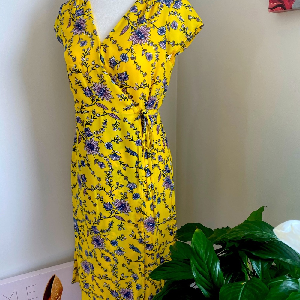 BANANA REPUBLIC Midi Floral Sun Yellow Wrap  Dress Summer  Sz.4 NWT